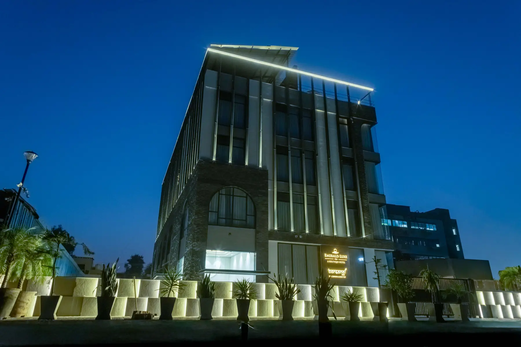 Emerald Luxe facade and entrance