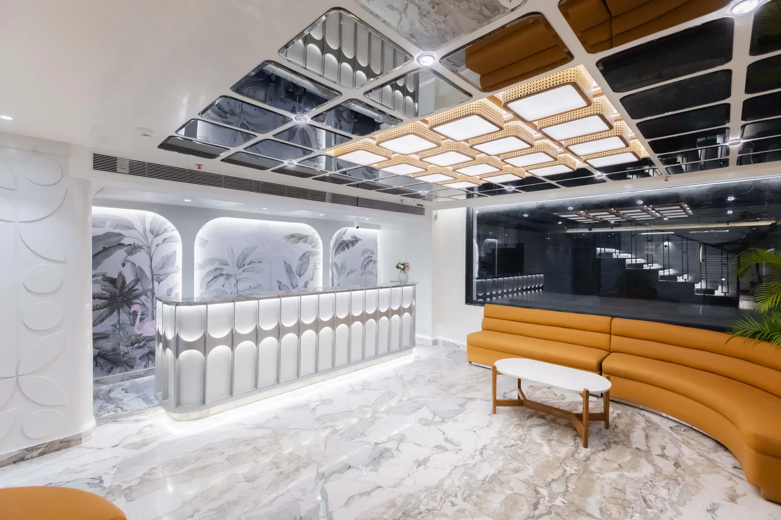 Emerald Luxe Hotel Front Desk Reception